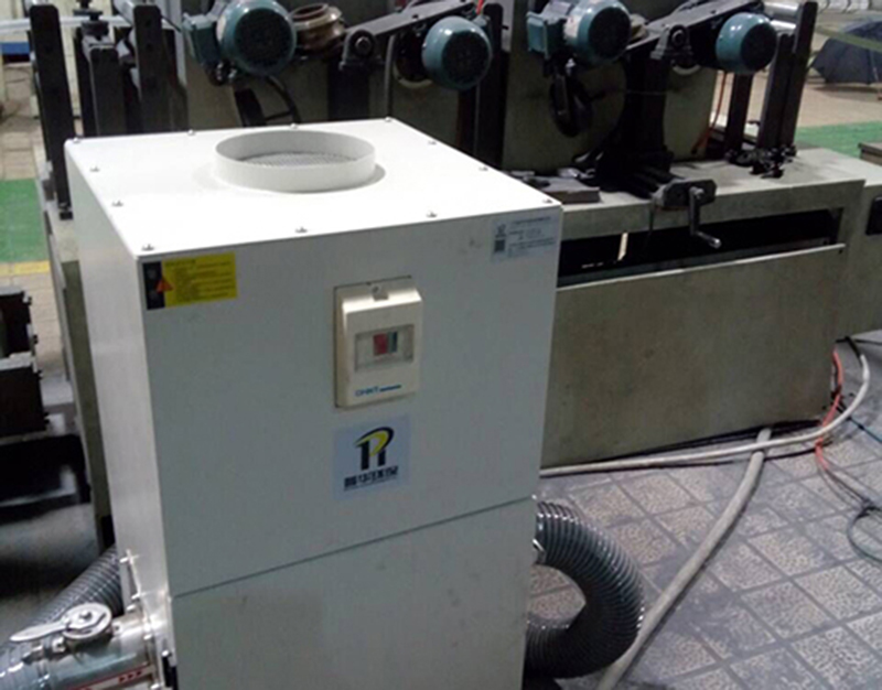 DJ series is used for vacuum processing of a plastic pipe
